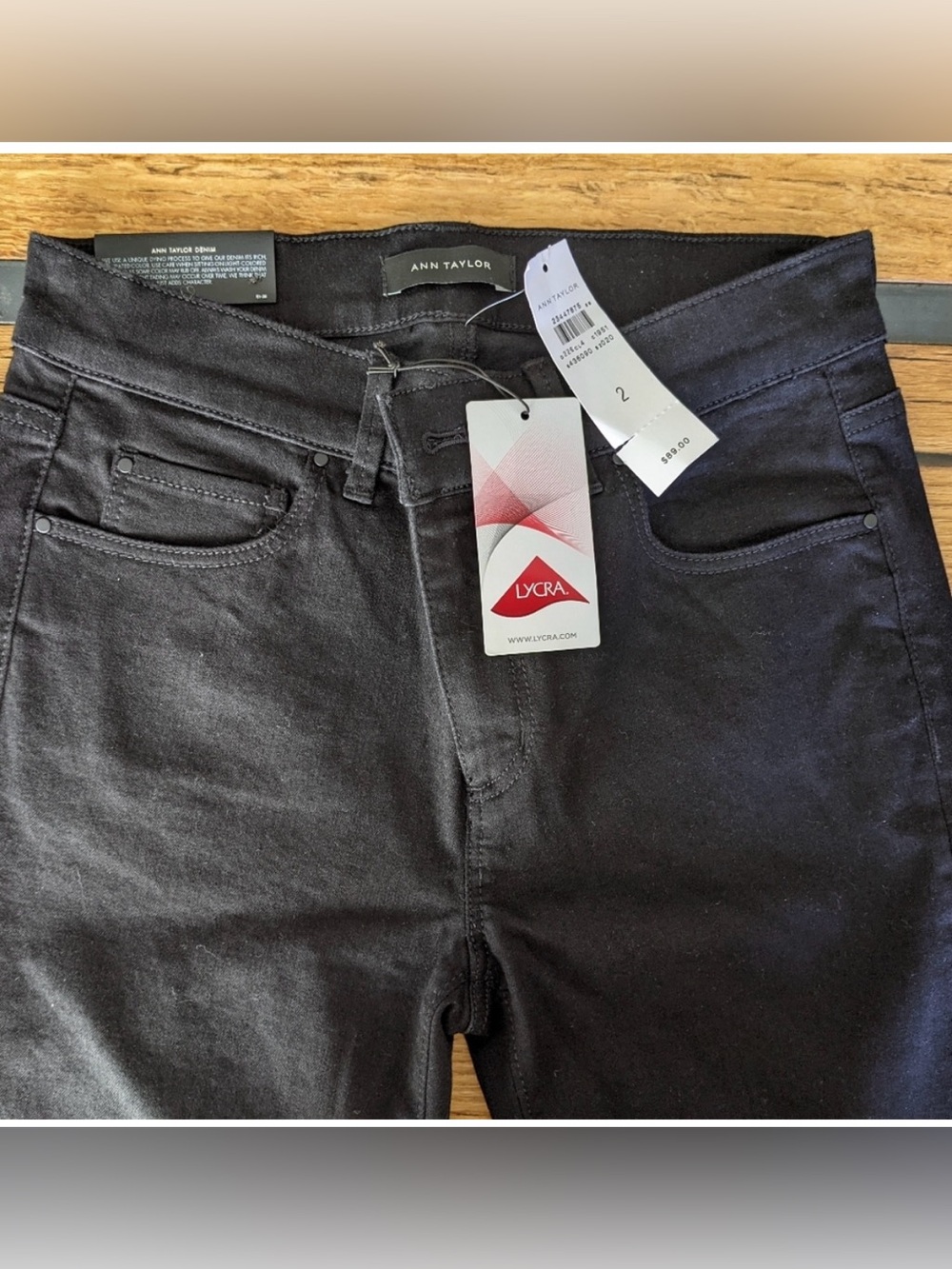 NEW Ann Taylor Black Skinny Jeans with LYCRA